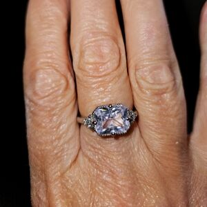 Silver Ring with Vintage Detailing